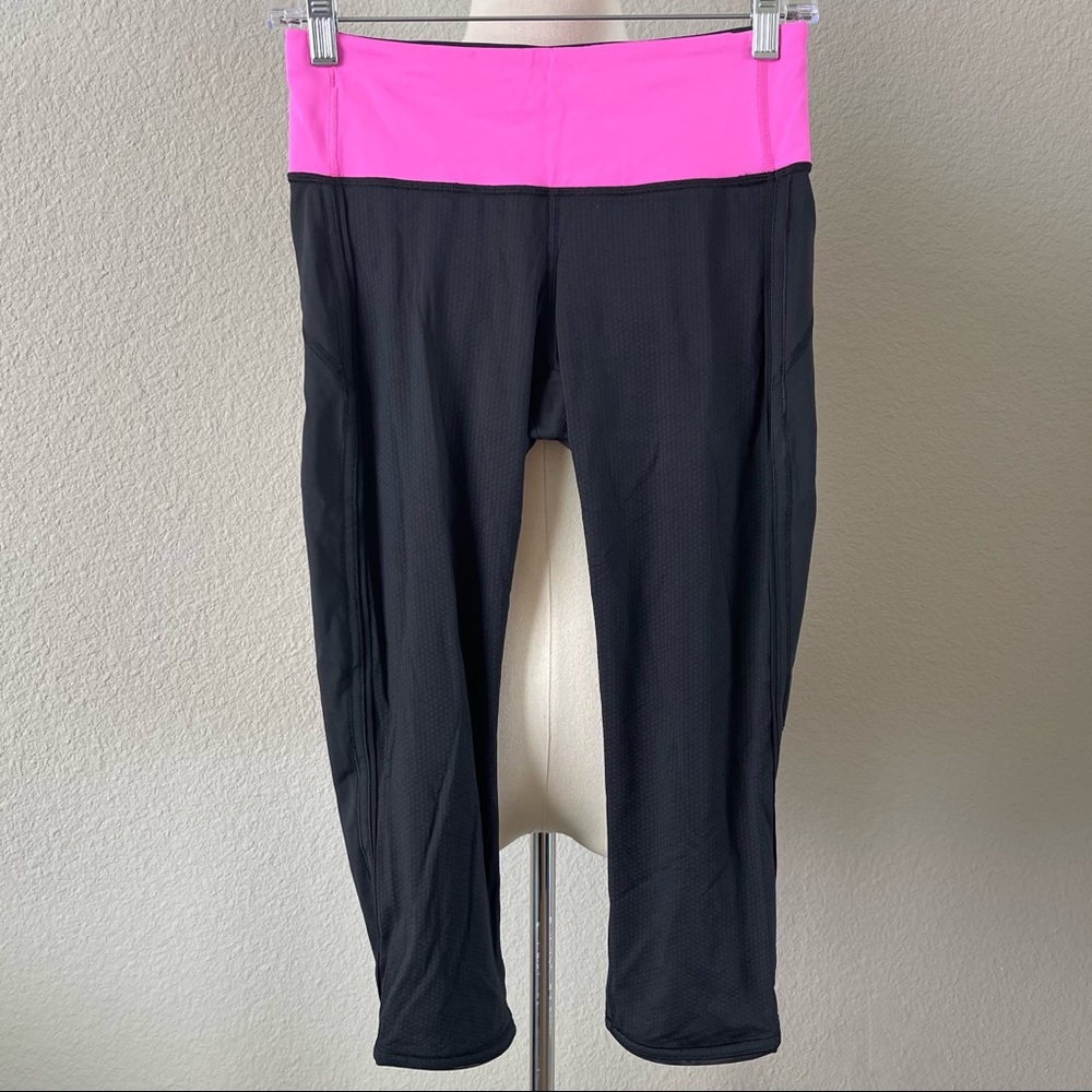 Lululemon Crop Black & Pink